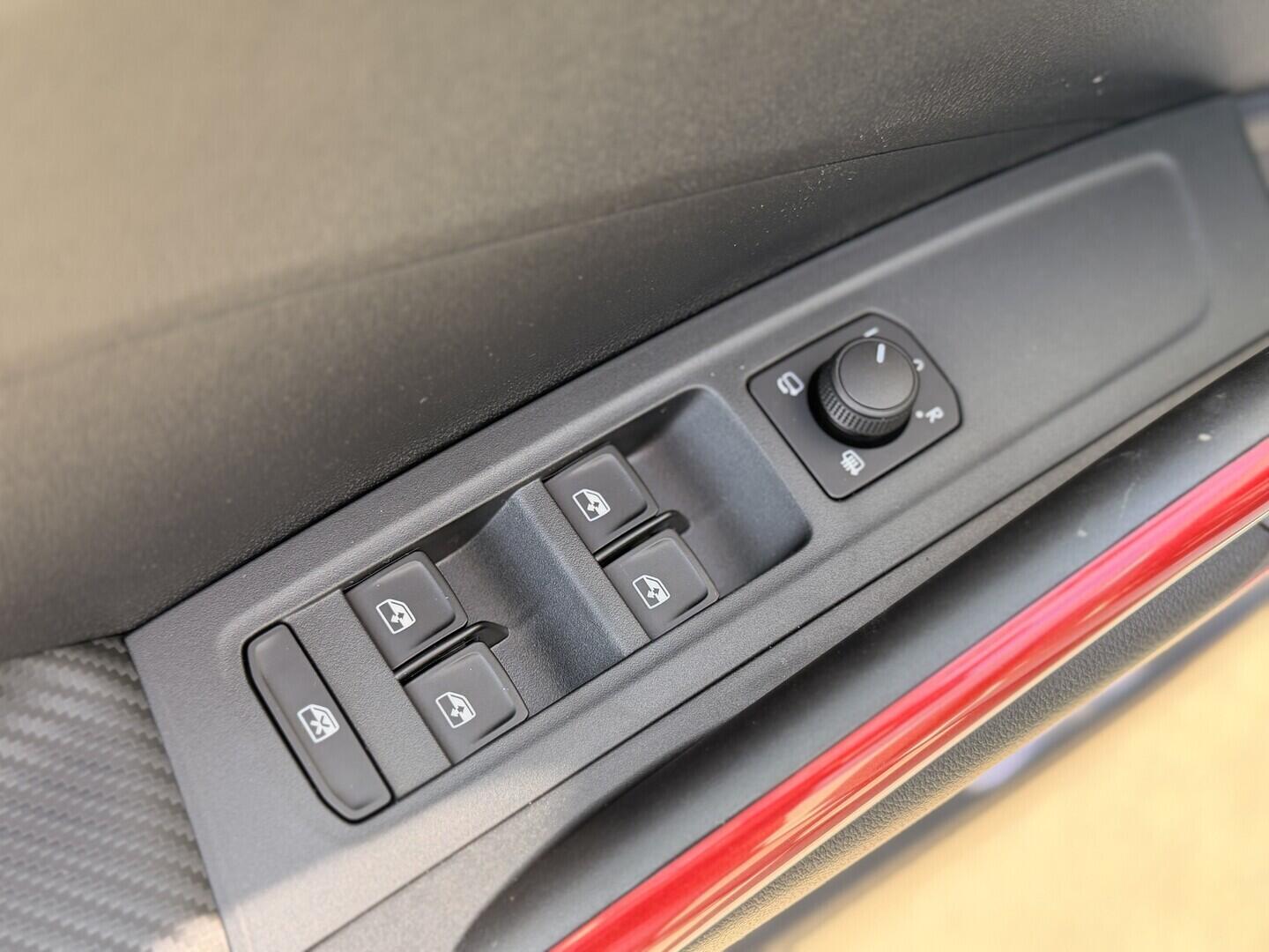 OI11003000_25.webp_Fabia Monte Carlo  1,0 TSI 85 kW