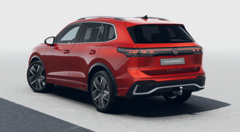 OI23O02605_11.webp_Tiguan R-Line People 1,5 110 kW