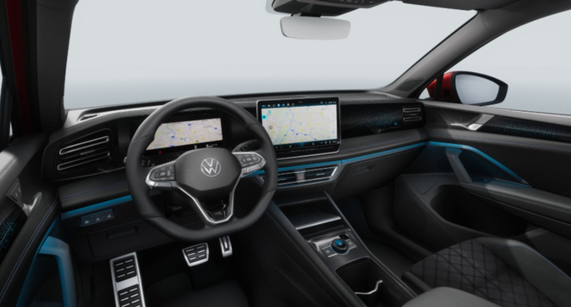 OI23O02605_12.webp_Tiguan R-Line People 1,5 110 kW