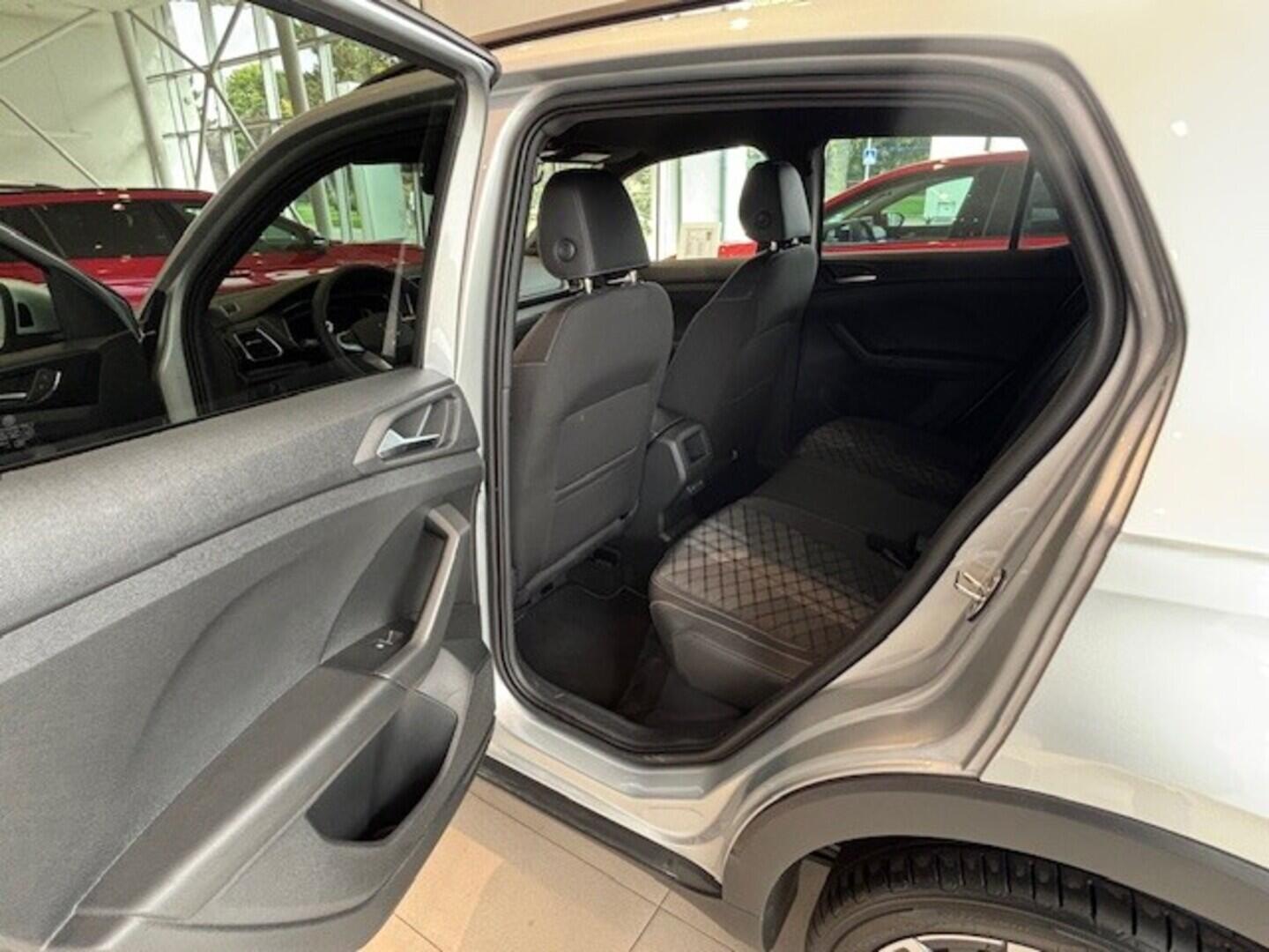 OI23O02657_17.webp_T-Cross R-Line People 1,5 TSI 110 kW