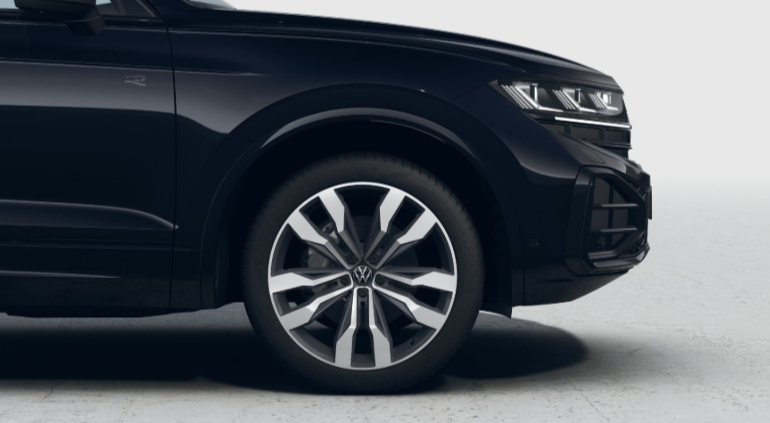 OI23O02719_14.webp_Touareg R-Line V6 3,0 TDI 210 kW  8 Automatic 210 kW