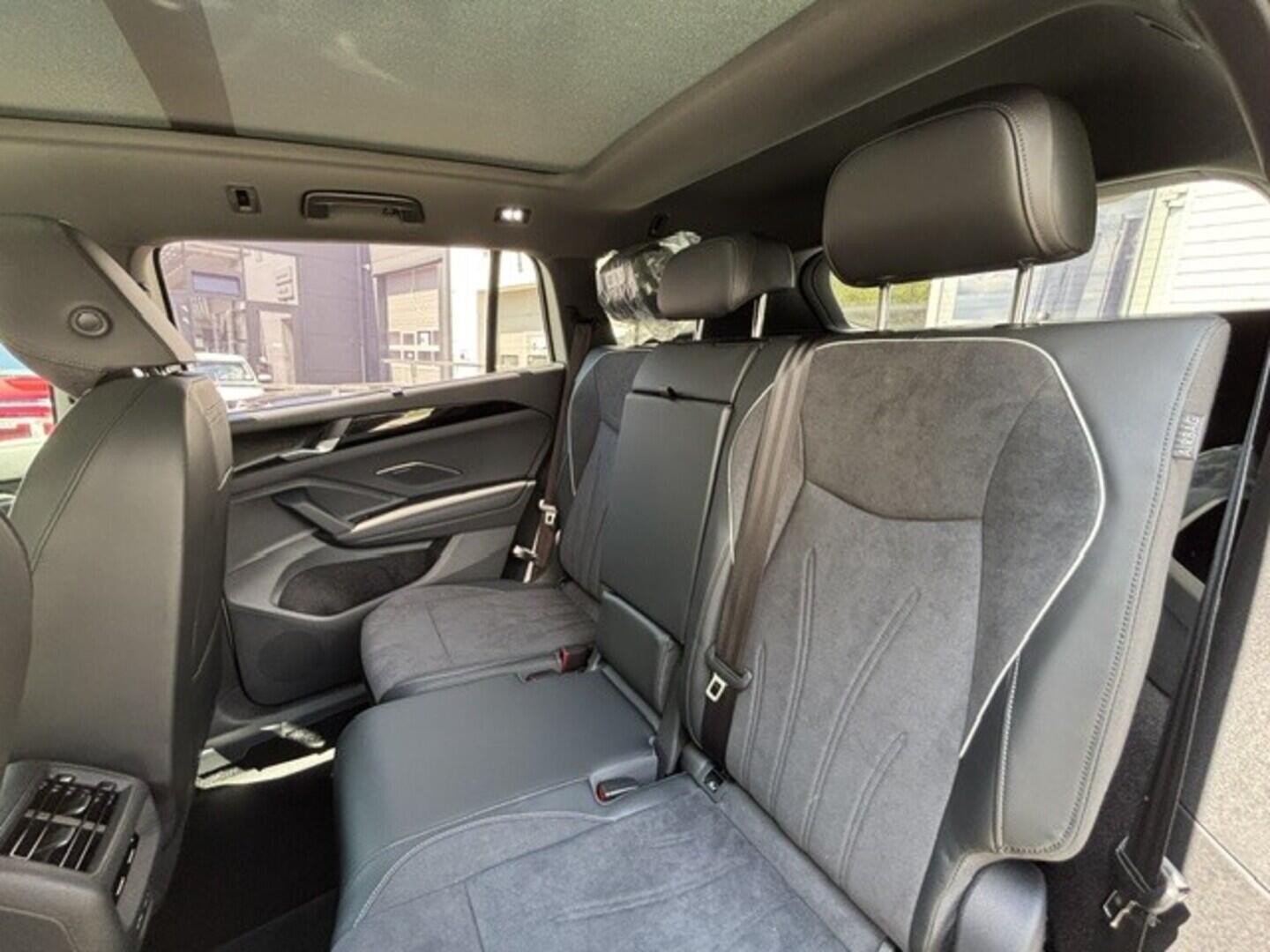 OI23O02750_18.webp_Tayron Elegance 2,0 TDI 4MOT 142 kW