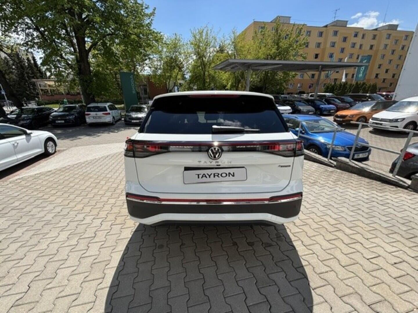OI23O02750_21.webp_Tayron Elegance 2,0 TDI 4MOT 142 kW
