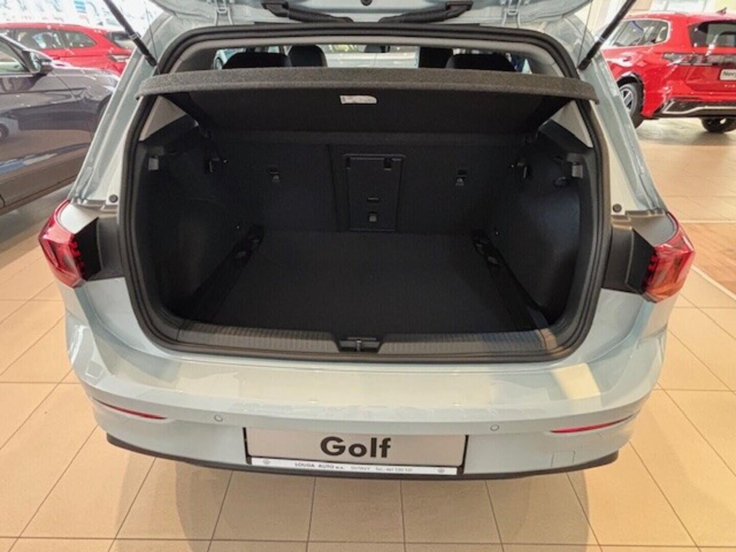 OI23O02785_18.webp_Golf People 1,5 TSI 110 kW