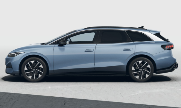 OI23O02788_12.webp_ID.7 Tourer Pro S People 210  kW 86 kW