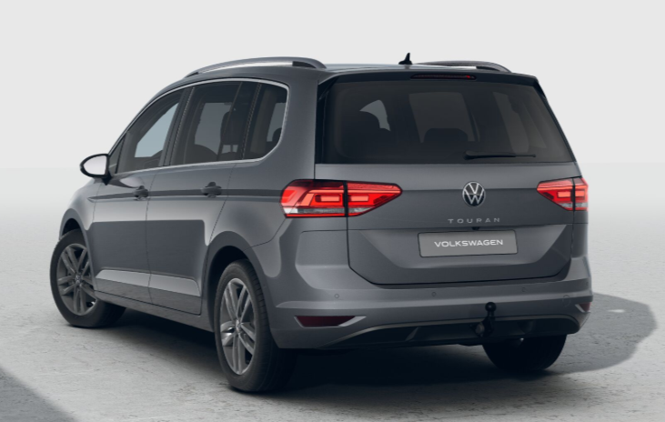 OI23O02795_12.webp_Touran People 1,5 TSI 110 kW EVO2 6G 1,5 110 kW