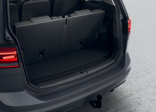 OI23O02795_15.webp_Touran People 1,5 TSI 110 kW EVO2 6G 1,5 110 kW