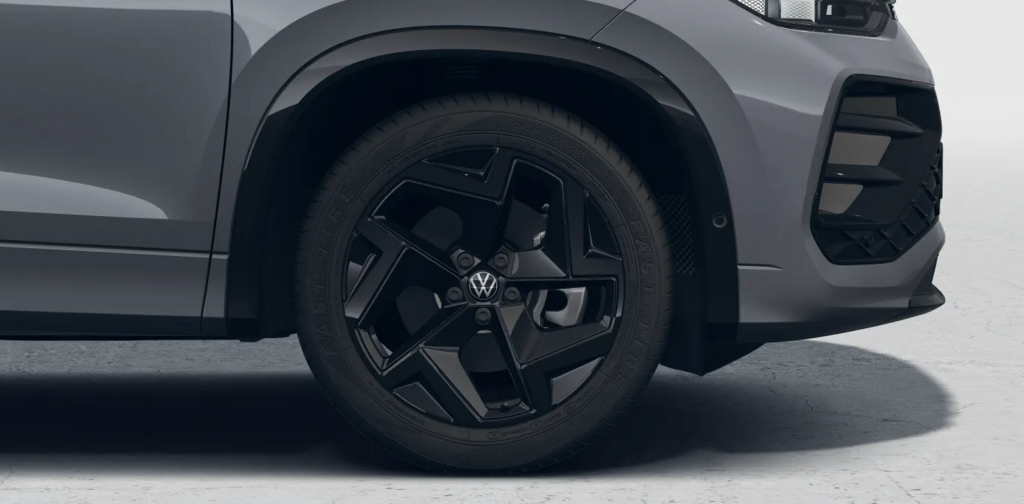 OI23O02797_13.webp_Tayron R-Line 1,5 TSI 200 kW eHybrid 130 kW 6 DSG