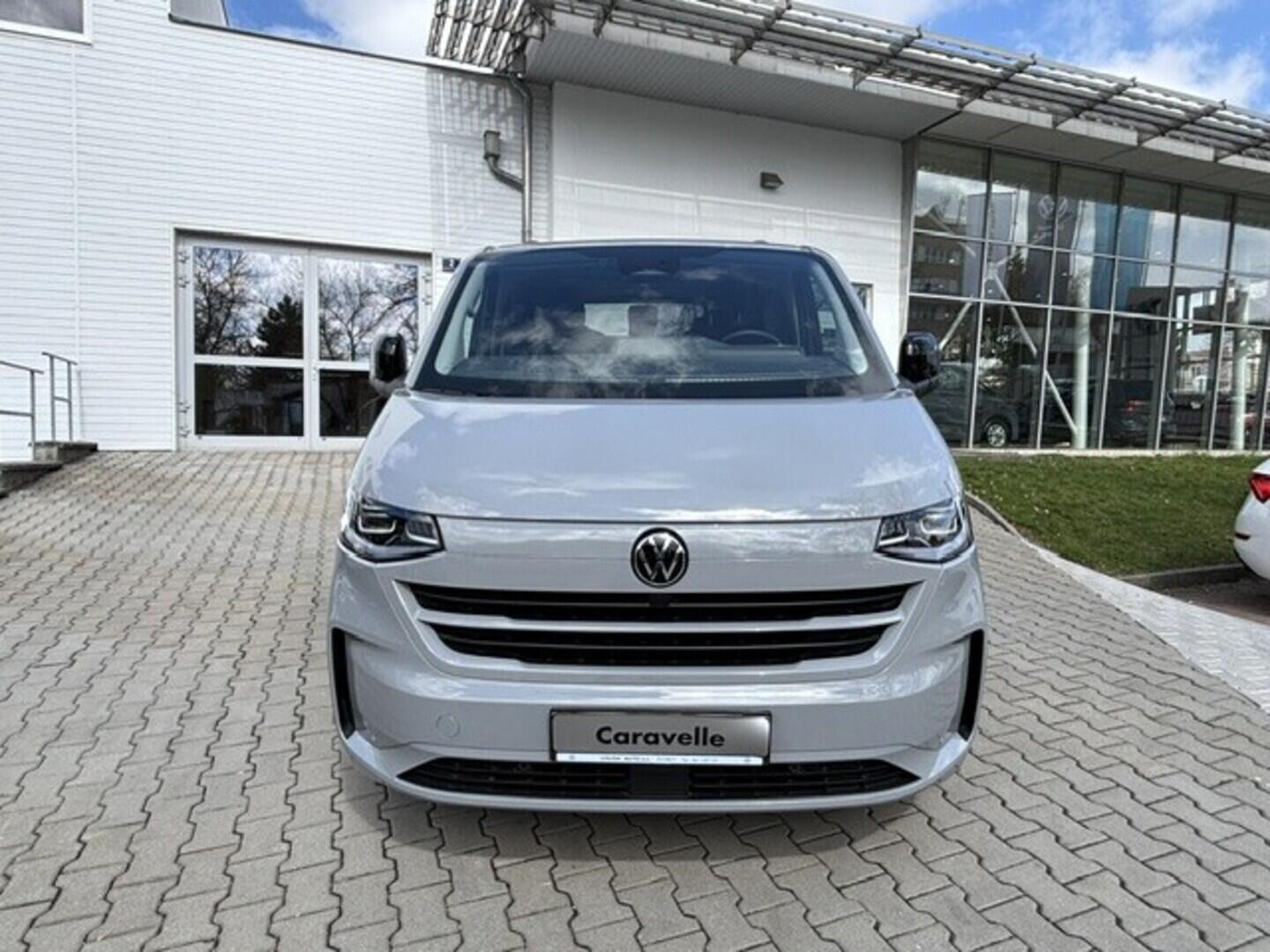 OI23U01045_20.webp_Caravelle Life DR 2.0 TDI 110 kW Manuální 6 st.