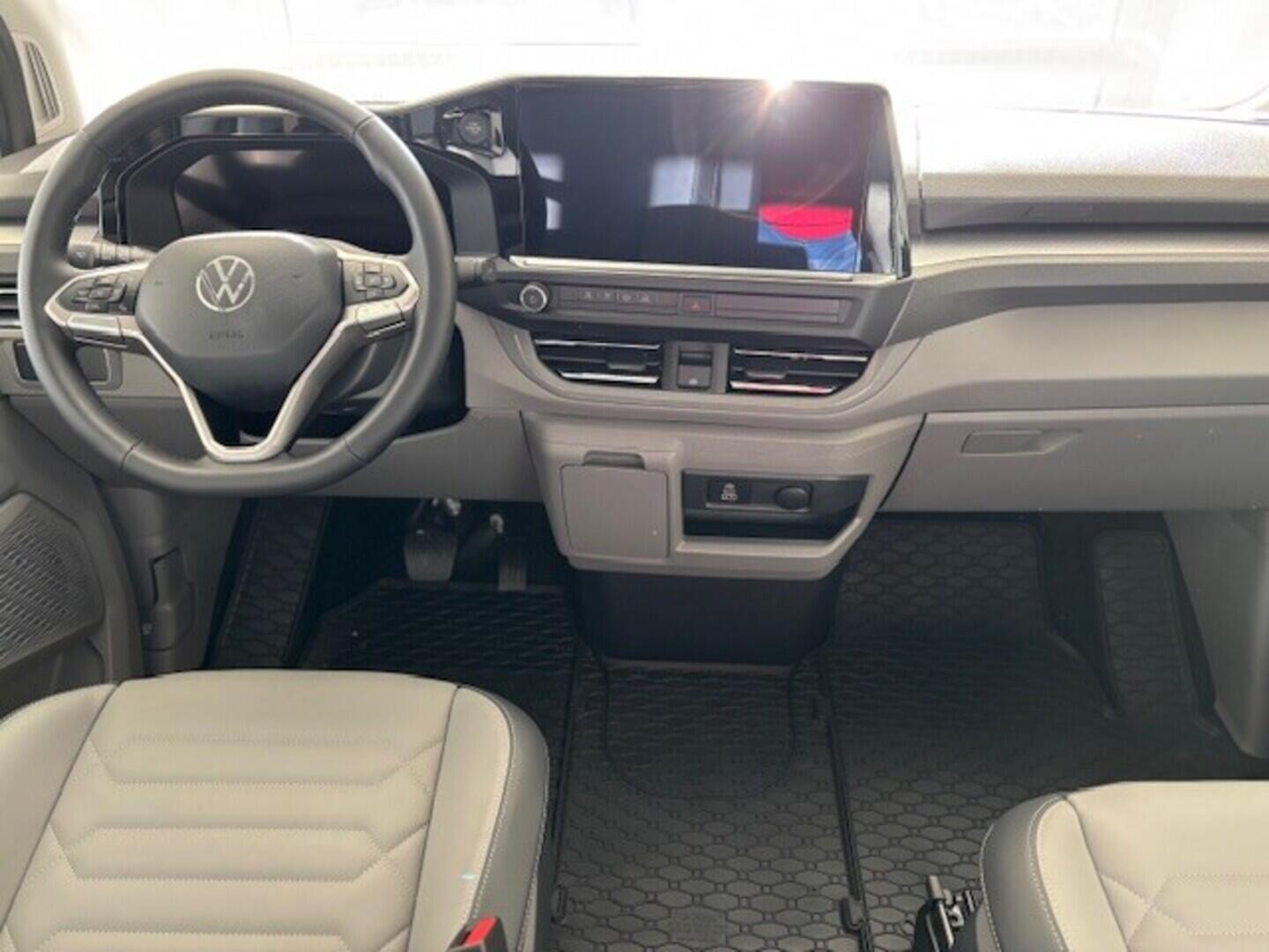 OI23U01088_13.webp_Caravelle Style 2.0 TDI 4MOT 8AUT DR 125 kW