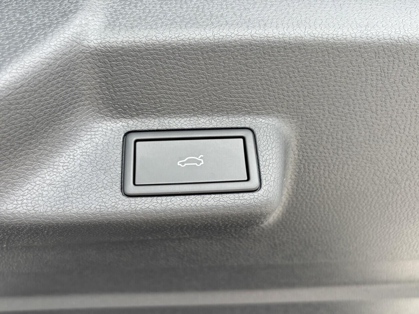 OI23U01099_22.webp_ID. Buzz Long GTX 86 kWh  250 kW