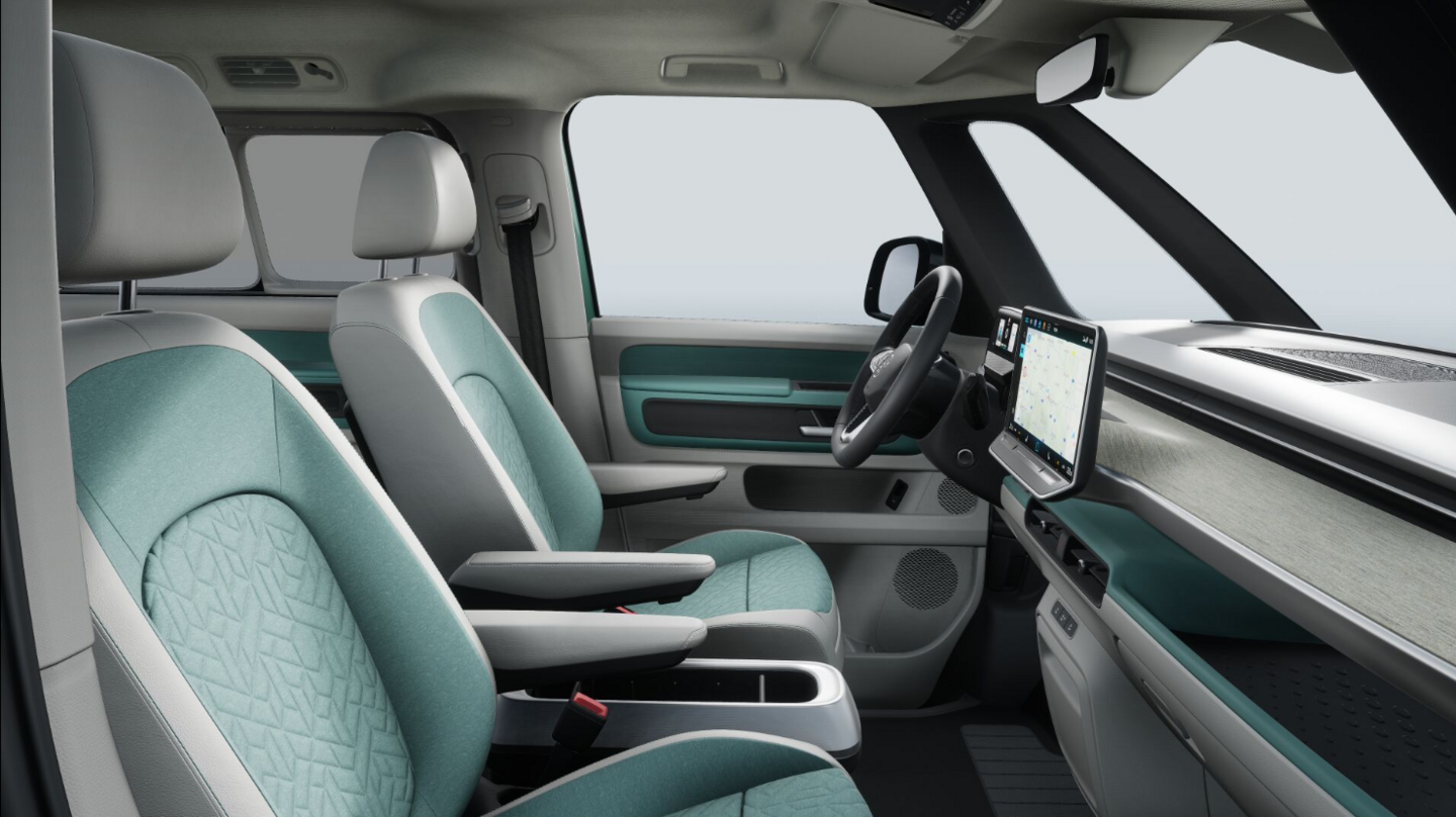 OI23U01126_13.webp_Akční ID. Buzz Long Pro  86 kWh 210 kW