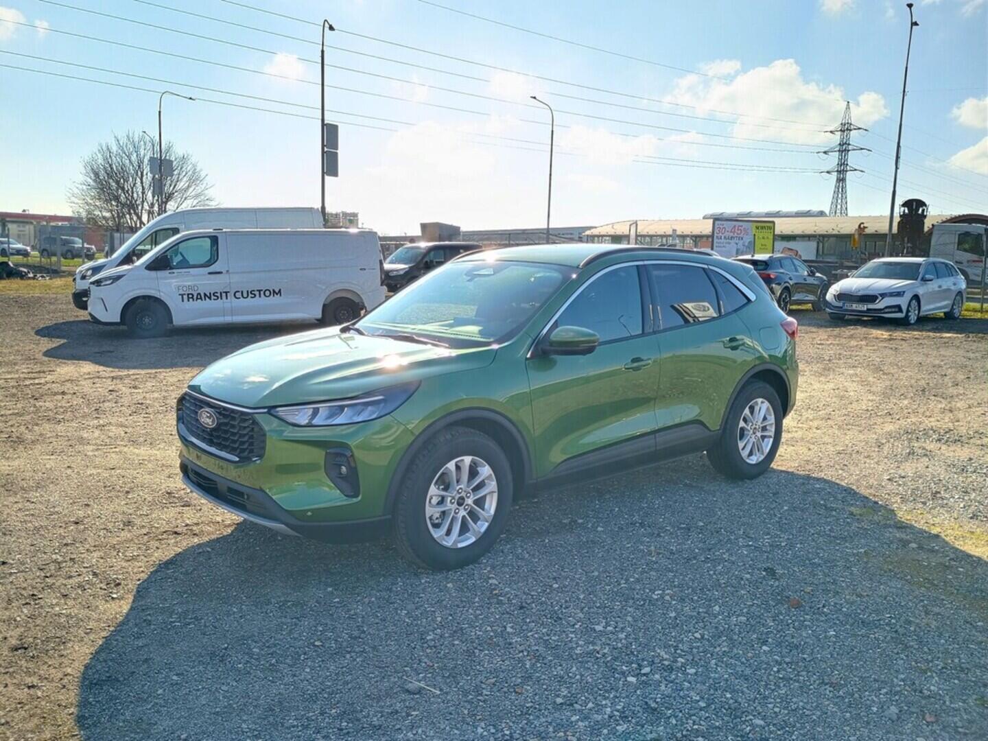 OJ51000007_16.webp_Kuga TITANIUM 1,5 EcoBoost 137 kW