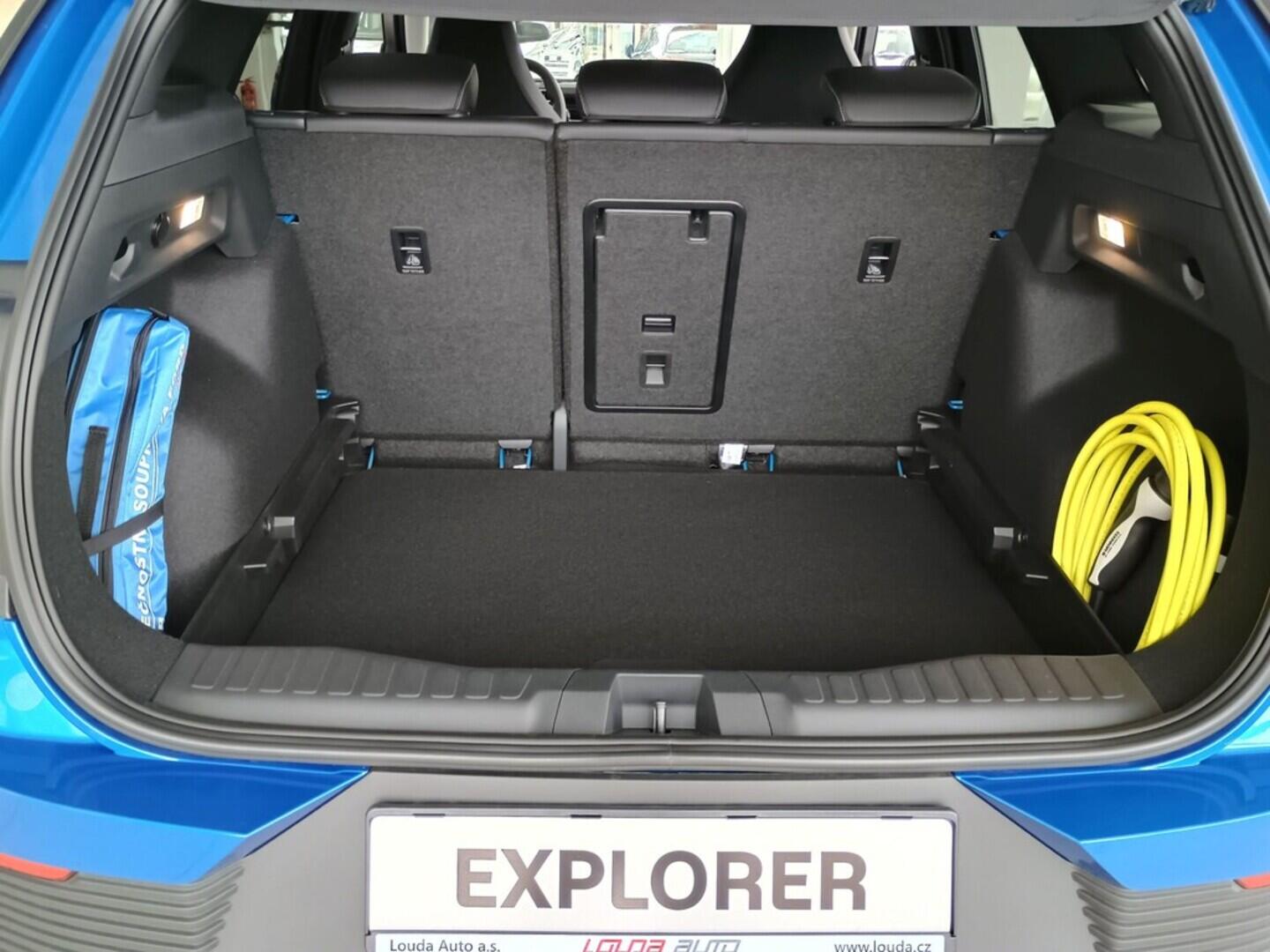 OJ51000019_17.webp_Elektrický Explorer AWD 79 kWh,0 PRODLOUŽENÝ DOJEZD 250 kW