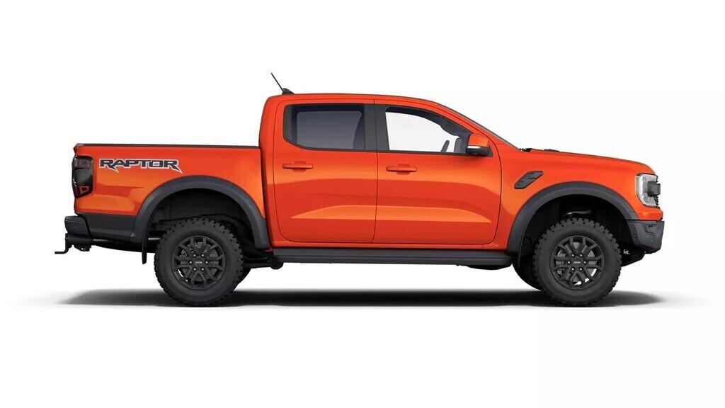 OJ51000028_17.webp_Raptor Double Cab 3,0 EcoBoost V6 Twin-Turbo 215 kW