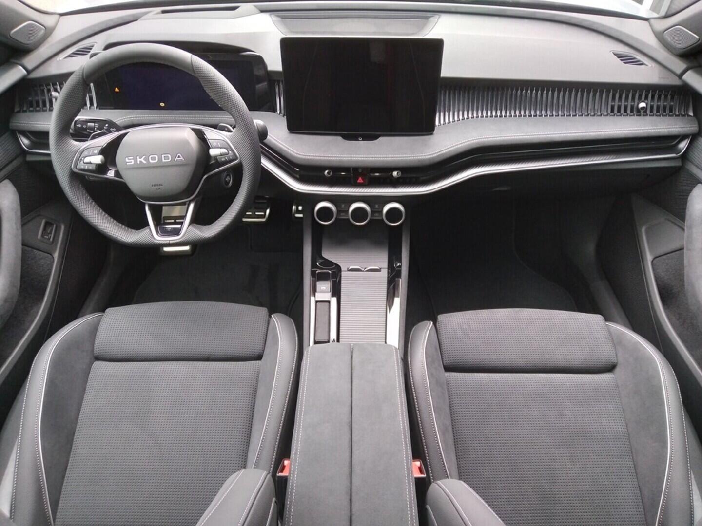 OM11001546_14.webp_Superb Sportline 2,0 TDI 4x4 142 kW