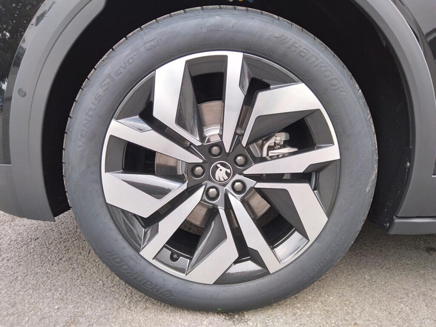 OM11001563_18.webp_Elroq Sportline 85 82 kWh 210 kW