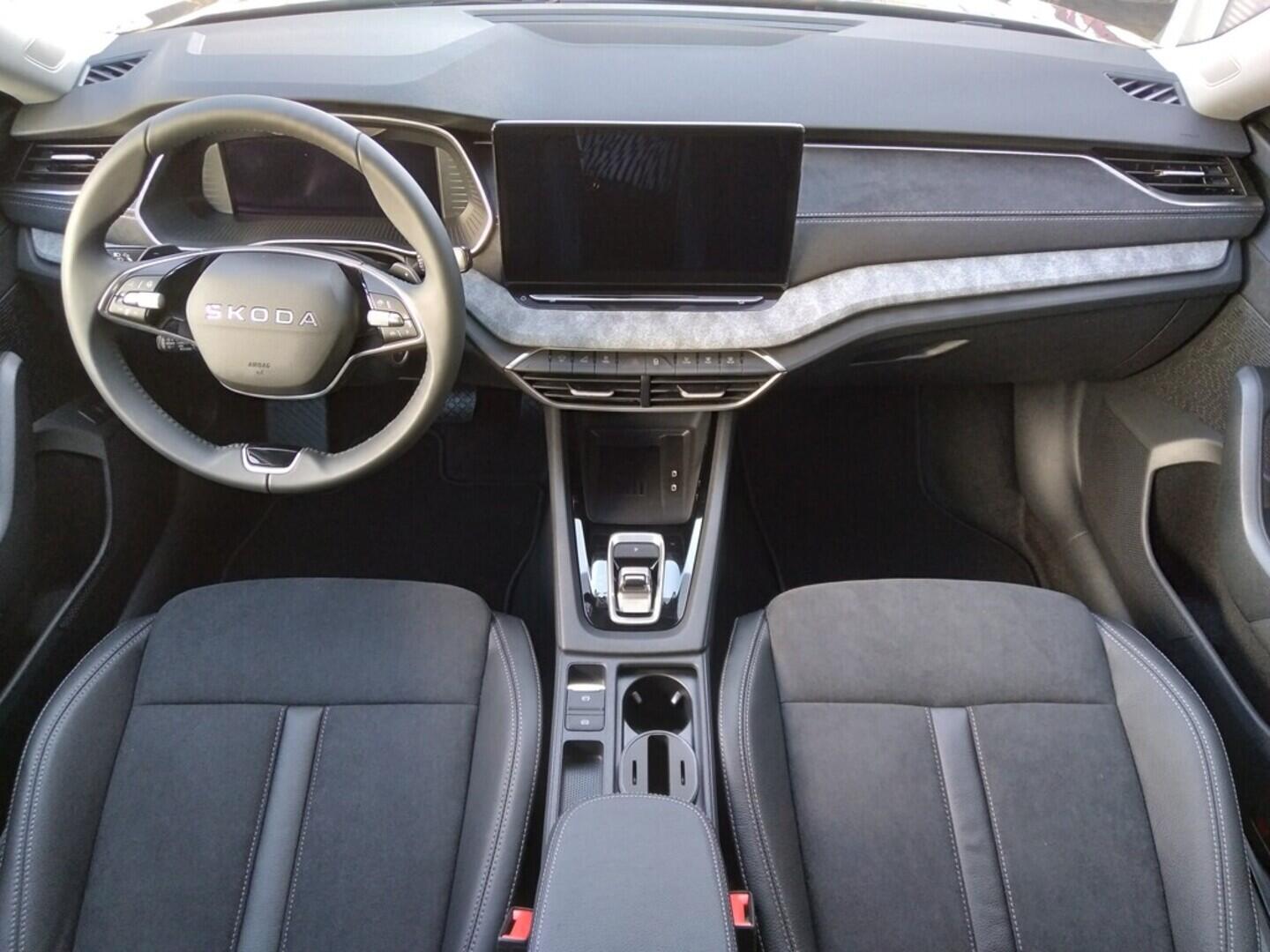 OM11001569_14.webp_Octavia Combi Top Selection 2,0 TDI 110 kW