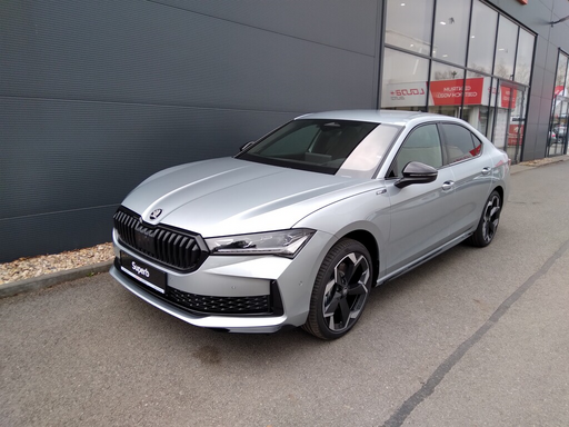 Superb Sportline 2,0 TSI 195 kW