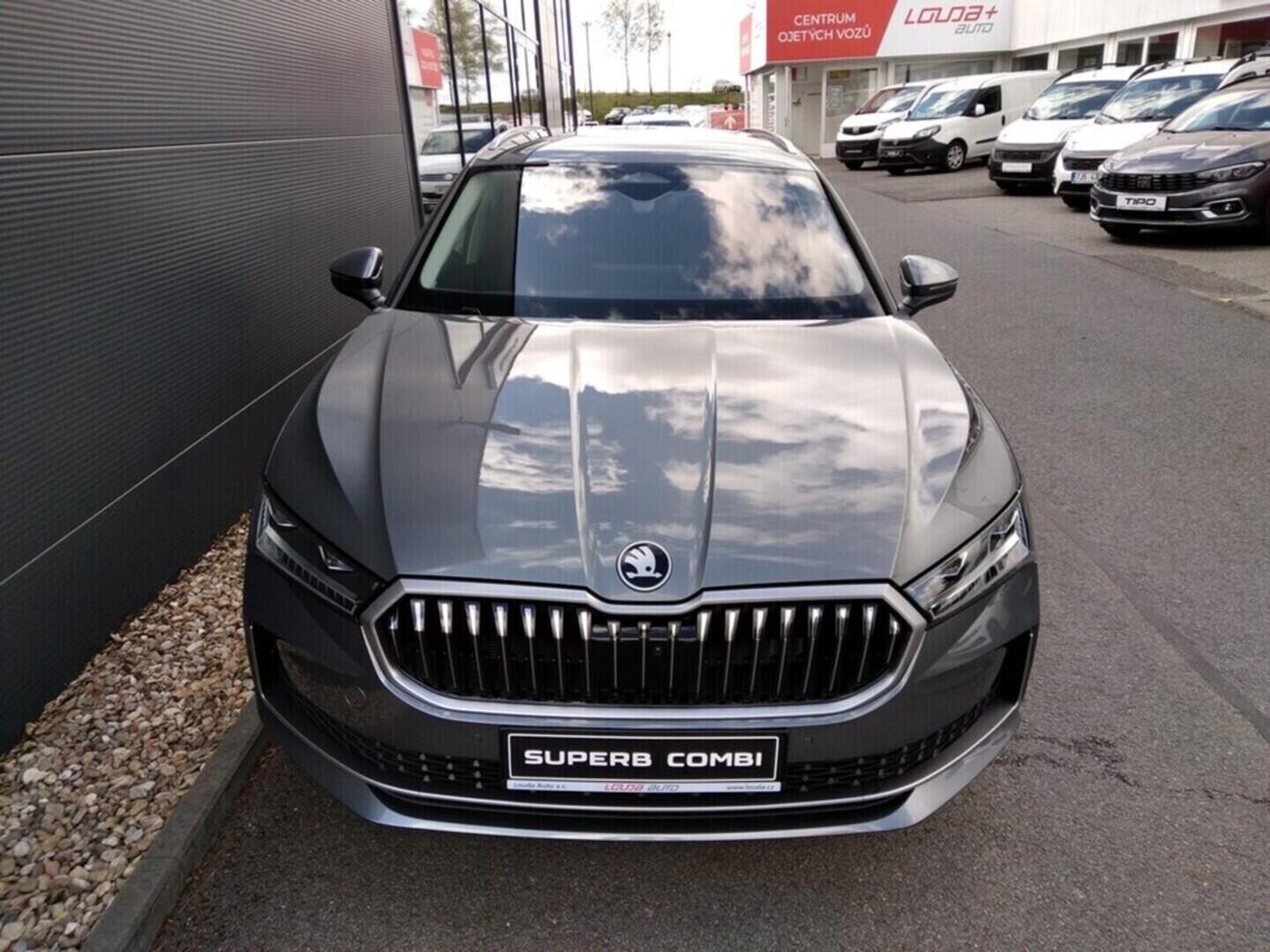 OM11001606_13.webp_Superb Combi L&K 2,0 TDI 4x4 142 kW