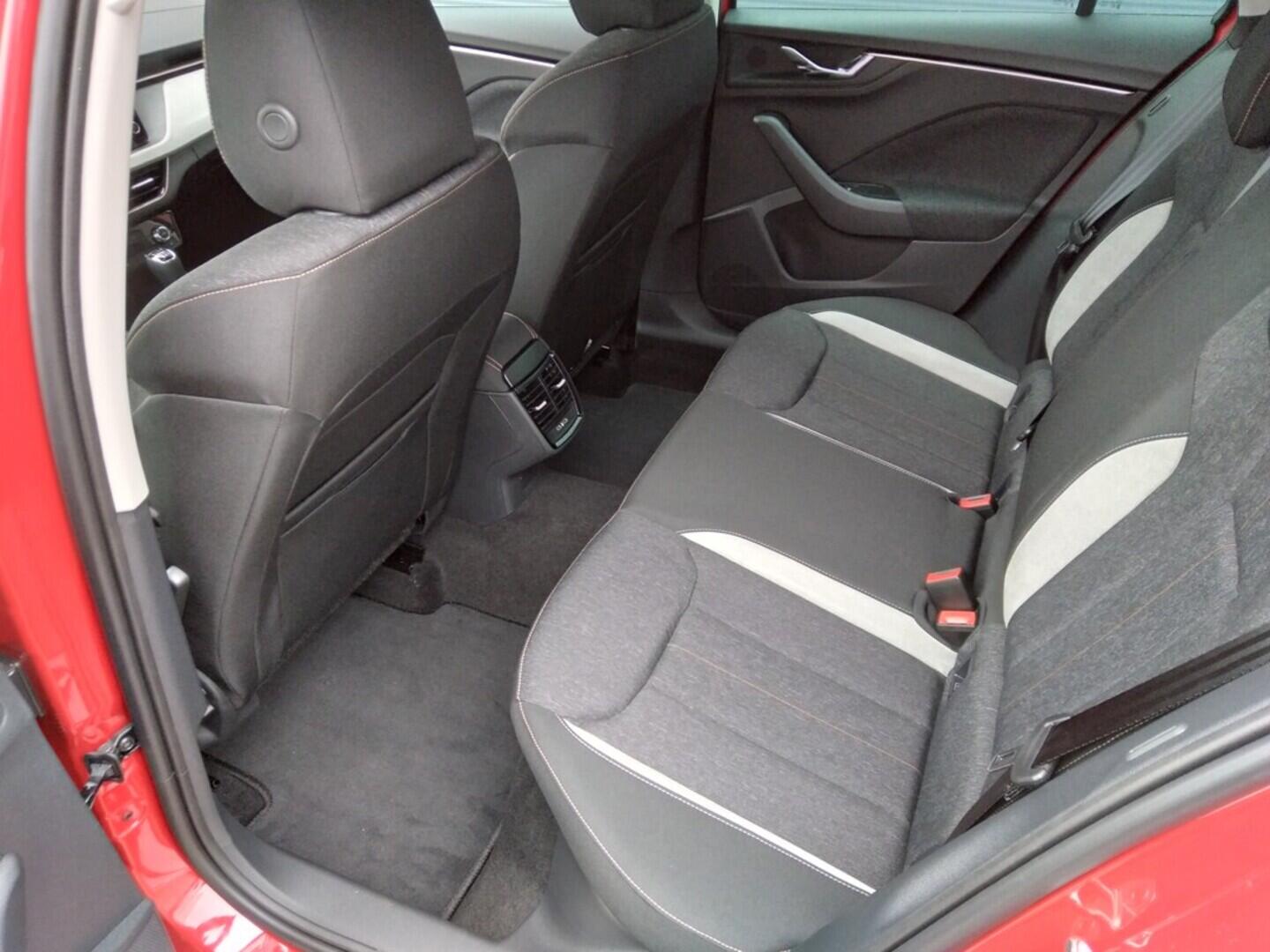 OM11001619_16.webp_Kamiq Selection  1,0 TSI  85 kW