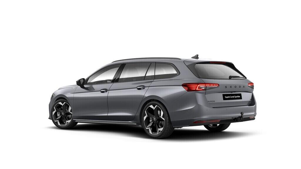 OM11001629_12.webp_Superb Combi Sportline 2,0 TDI 4x4 142 kW