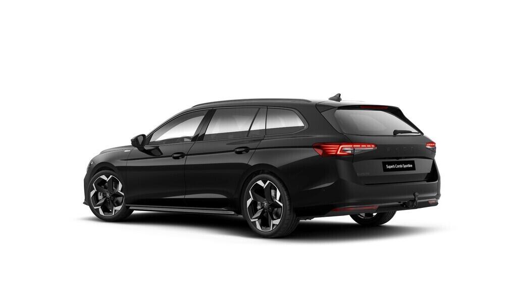 OM11001631_12.webp_Superb Combi Sportline 2,0 TDI 4x4 142 kW