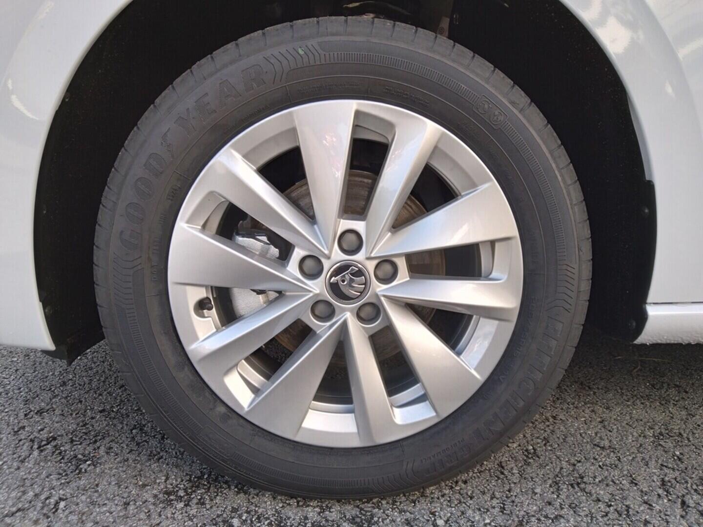 OM11001718_18.webp_Scala Top Selection 1,5 TSI 110 kW