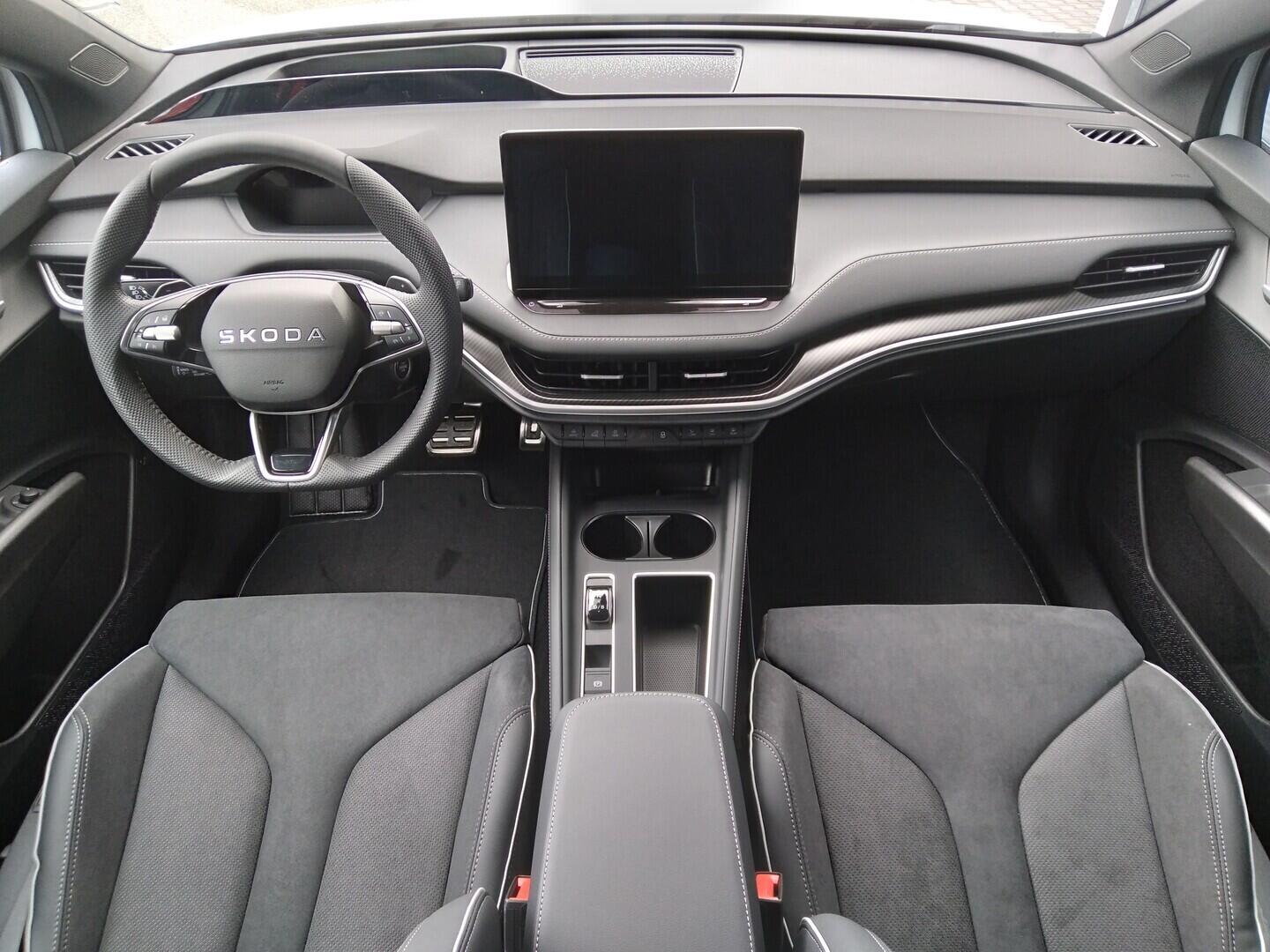 OM11001883_14.webp_Elroq Sportline 85 82 kWh 210 kW