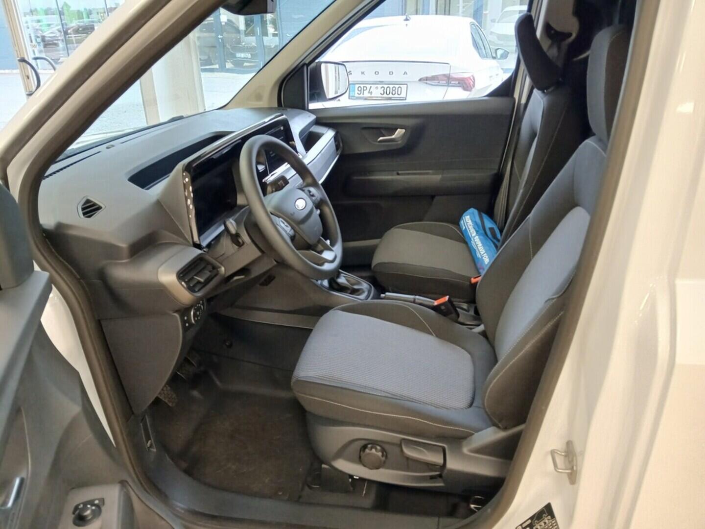 OM51000028_15.webp_Transit Courier V769 Van 1,0 EcoBoost 92 kW