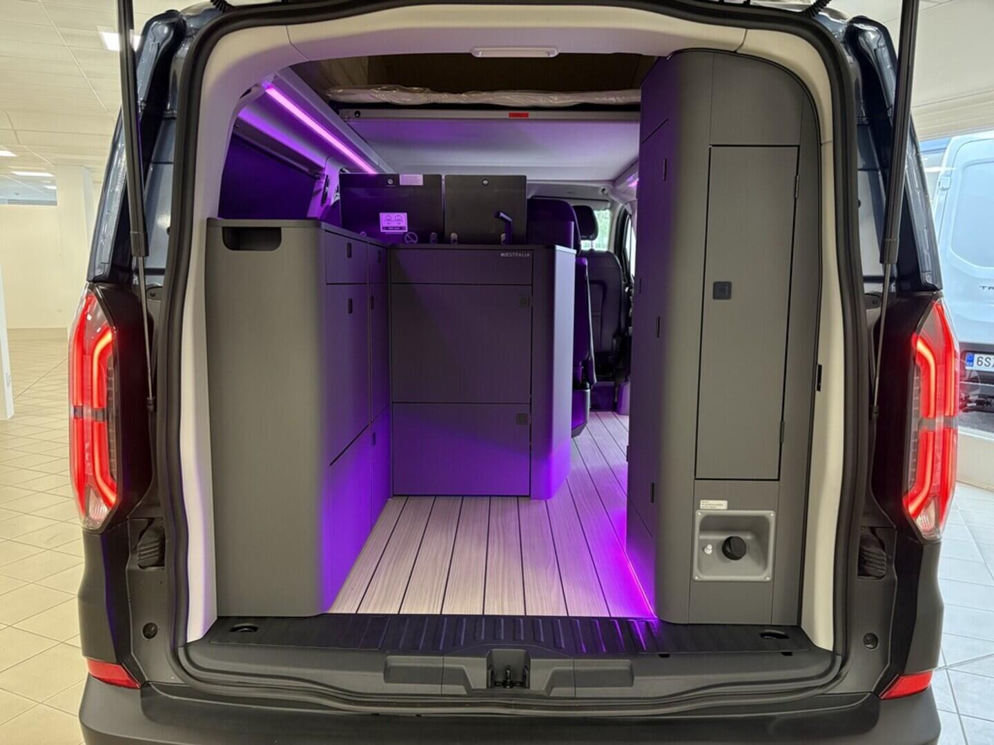 OM51000051_33.webp_Transit Custom Nugget V710 CAMPER 2,0 EcoBlue 125 kW  