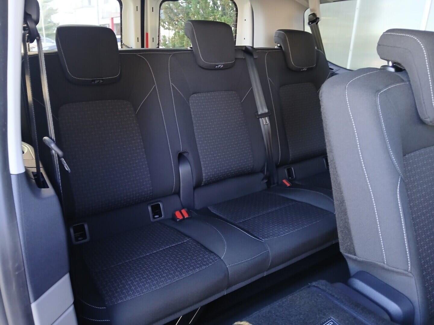 OM51000059_19.webp_Transit Custom DCiV N1 a Kombi M1 V710 K 2,0 EcoBlue 100 kW