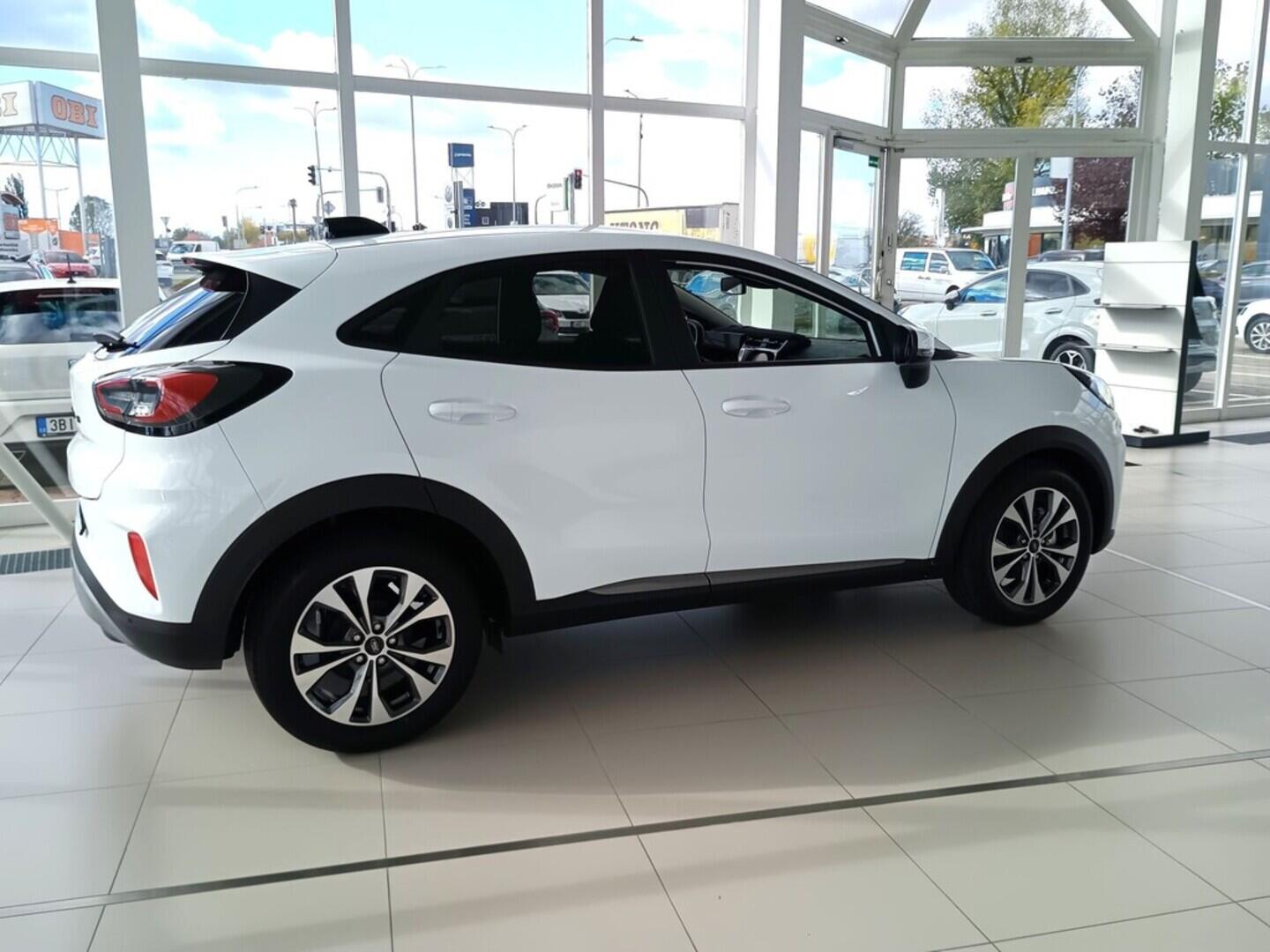 OM51000073_13.webp_Puma Titanium 1,0 EcoBoost Hybrid (mHEV) 92 kW