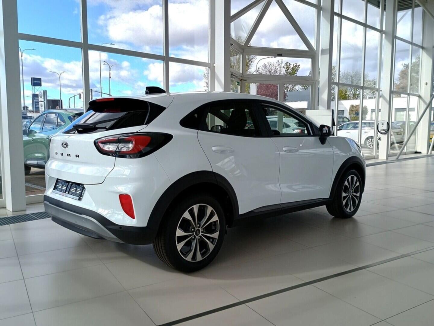 OM51000073_14.webp_Puma Titanium 1,0 EcoBoost Hybrid (mHEV) 92 kW