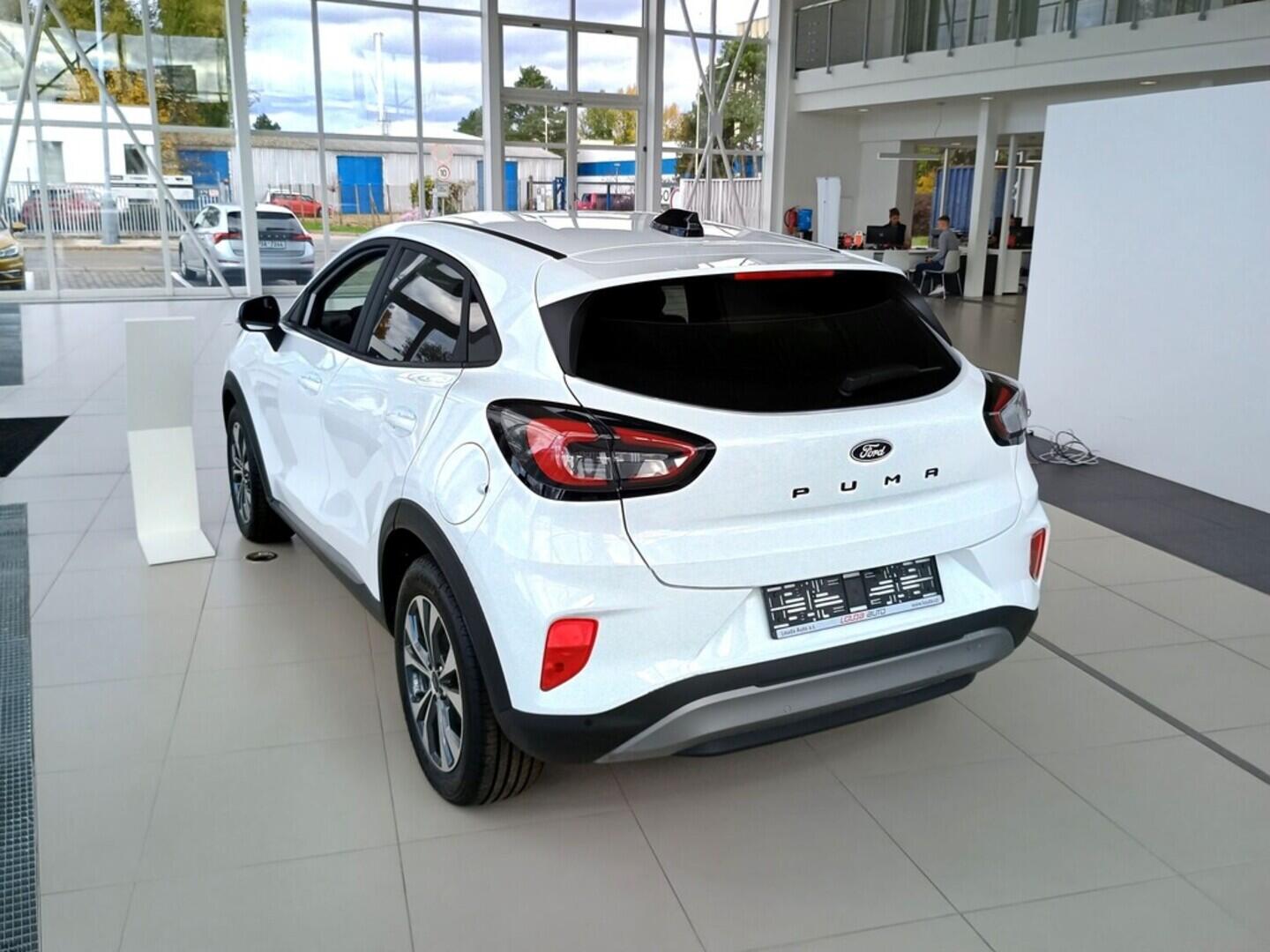 OM51000073_17.webp_Puma Titanium 1,0 EcoBoost Hybrid (mHEV) 92 kW