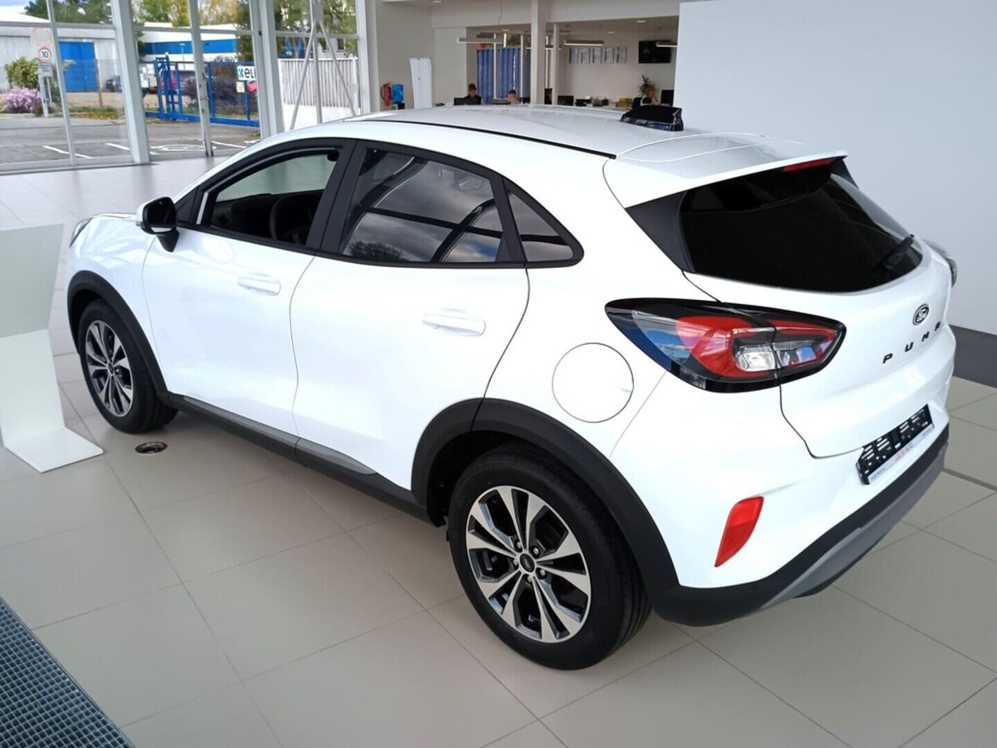 OM51000073_18.webp_Puma Titanium 1,0 EcoBoost Hybrid (mHEV) 92 kW