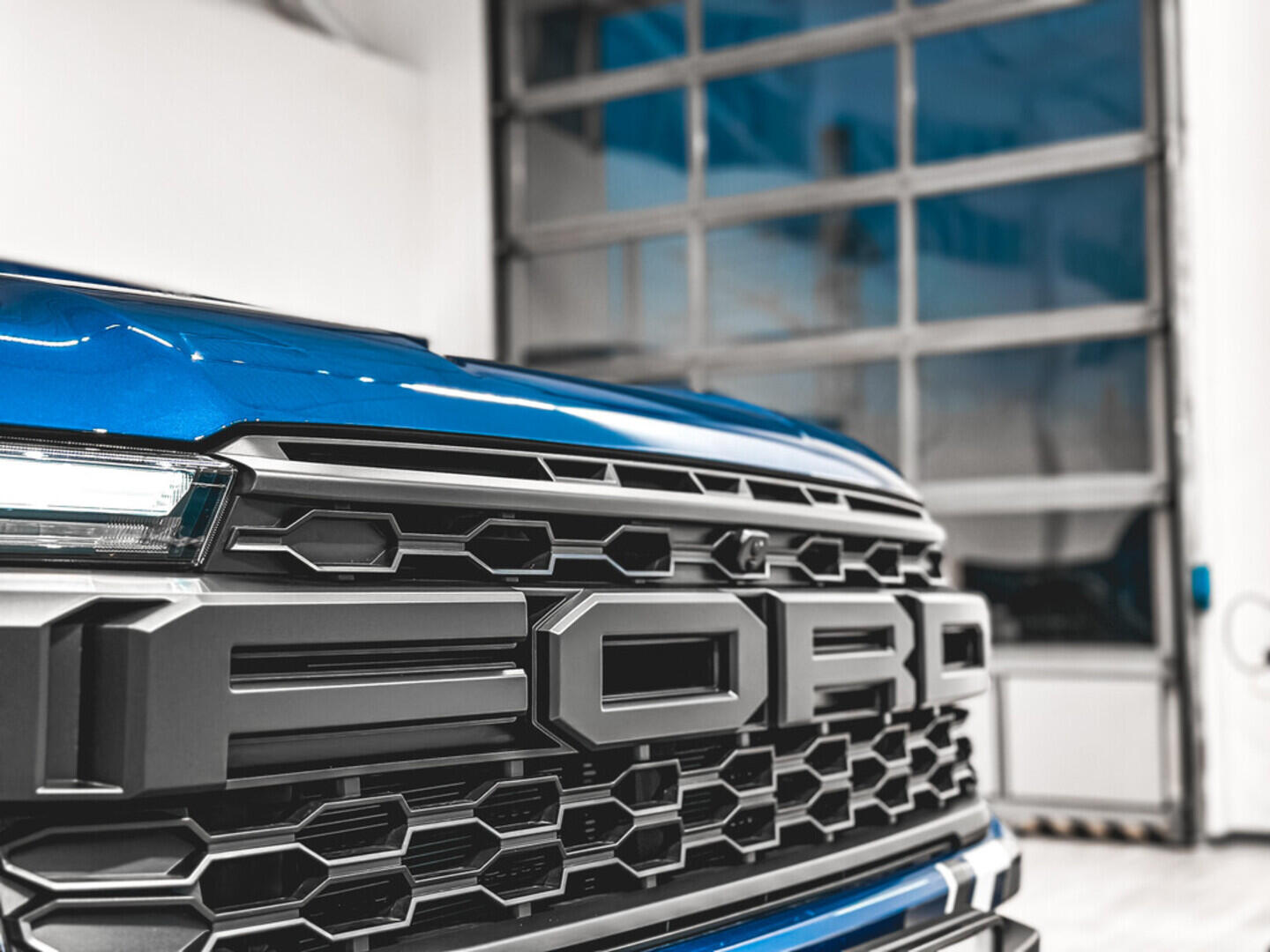 OM51000098_33.webp_Raptor Double Cab 3,0 EcoBoost V6 Twin-Turbo 215 kW