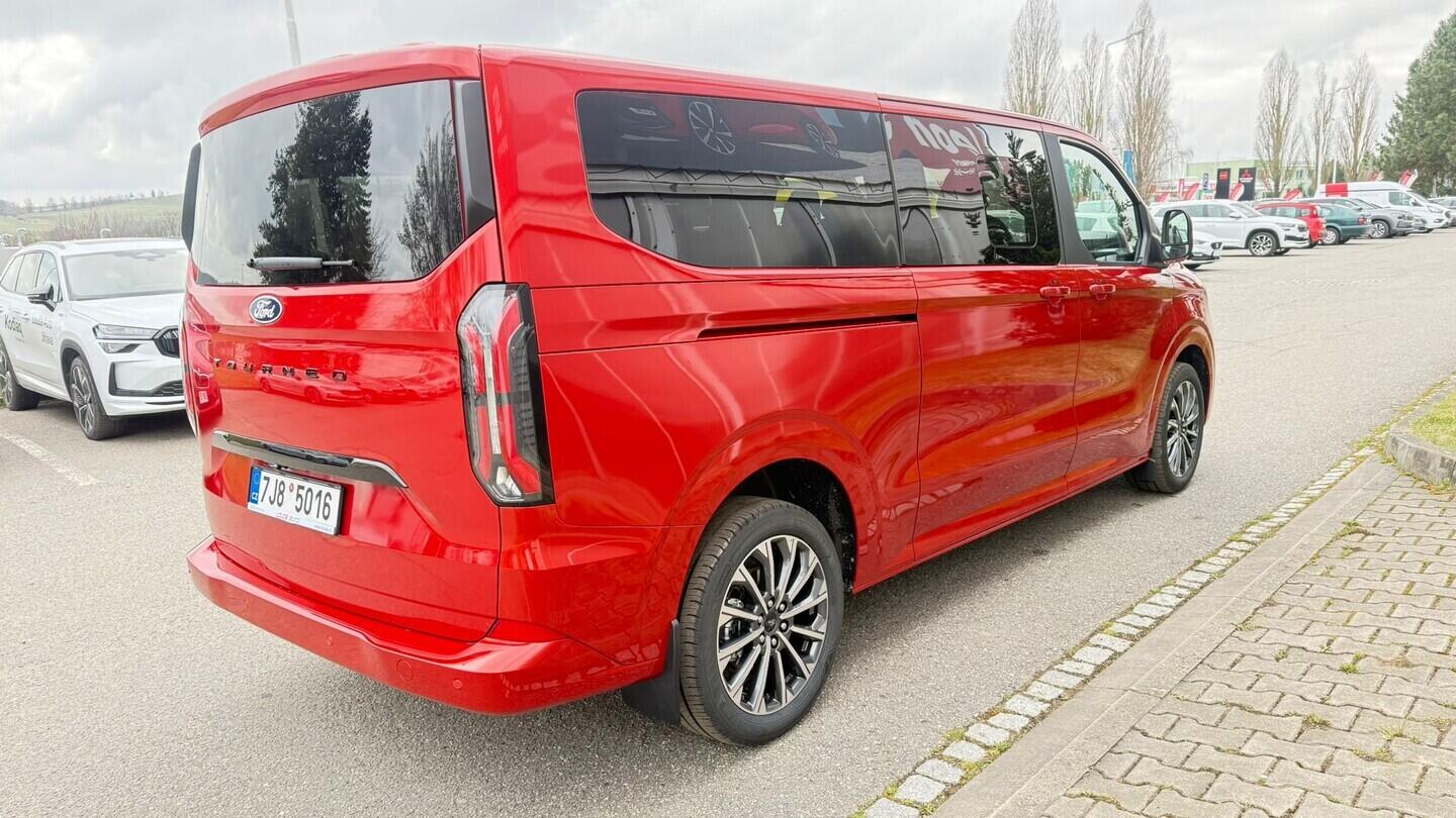 OM51000104_14.webp_Tourneo Custom Titanium X, 2,0 EcoBlue 125 kW L2