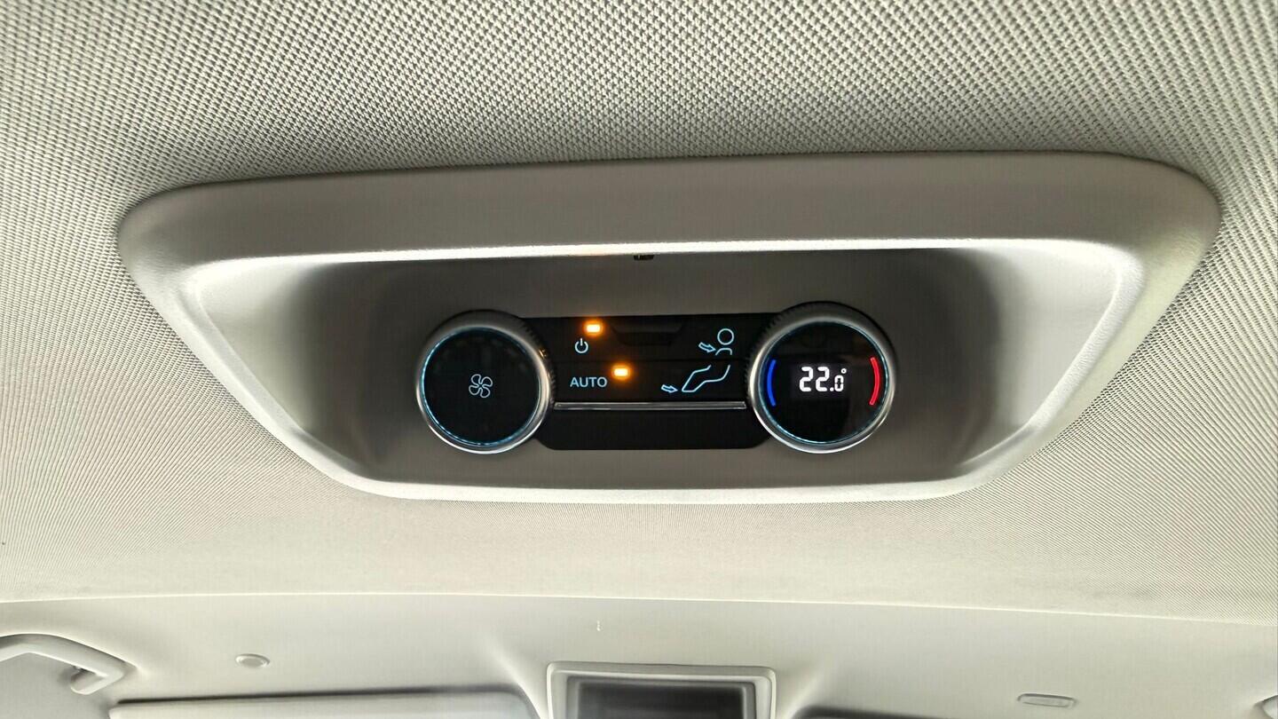 OM51000104_25.webp_Tourneo Custom Titanium X, 2,0 EcoBlue 125 kW L2