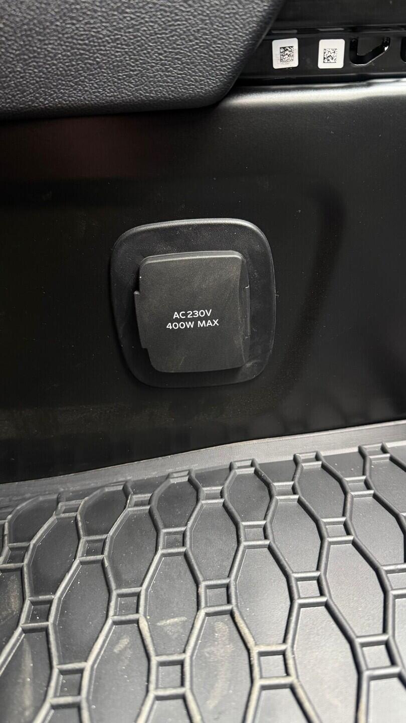 OM51000104_28.webp_Tourneo Custom Titanium X, 2,0 EcoBlue 125 kW L2