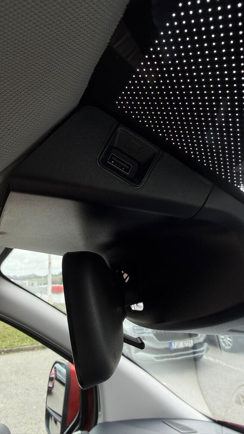 OM51000104_41.webp_Tourneo Custom Titanium X, 2,0 EcoBlue 125 kW L2