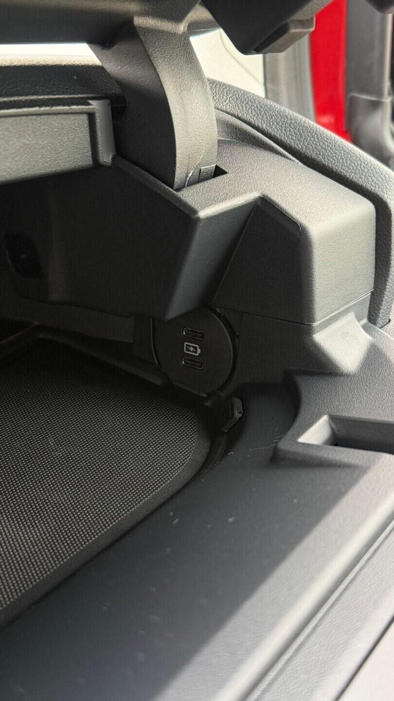 OM51000104_44.webp_Tourneo Custom Titanium X, 2,0 EcoBlue 125 kW L2