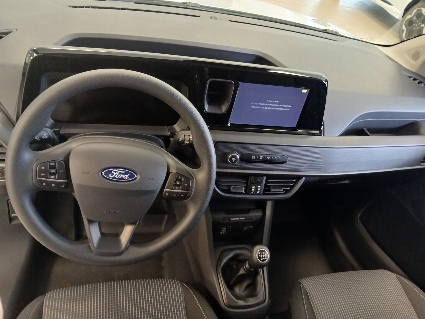 OM51000107_16.webp_Transit Courier V769 Van 1,5 EcoBlue 74 kW