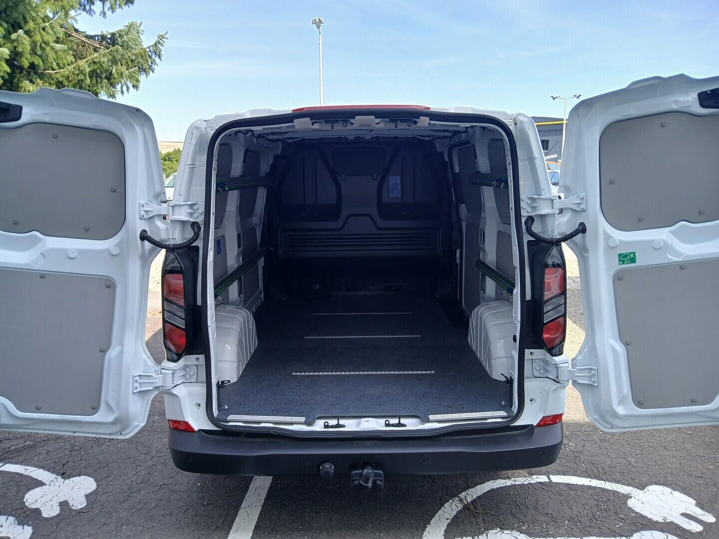 OM51000109_14.webp_Transit Custom Van V710 Van 2,0 EcoBlue 100 kW