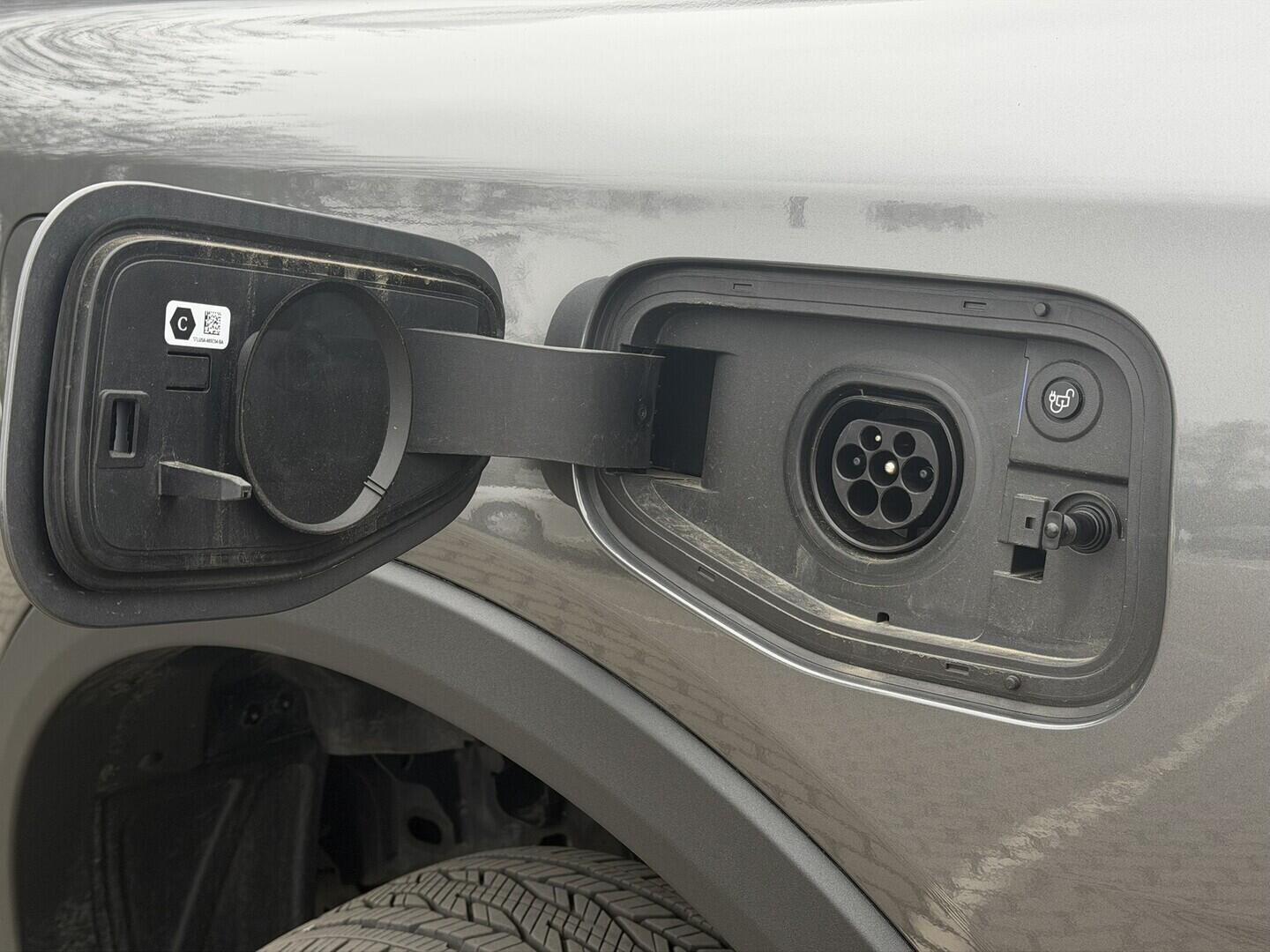 OM51000148_15.webp_Ranger Double Cab 2,3 EcoBoost Hybrid (PHEV) 205 kW