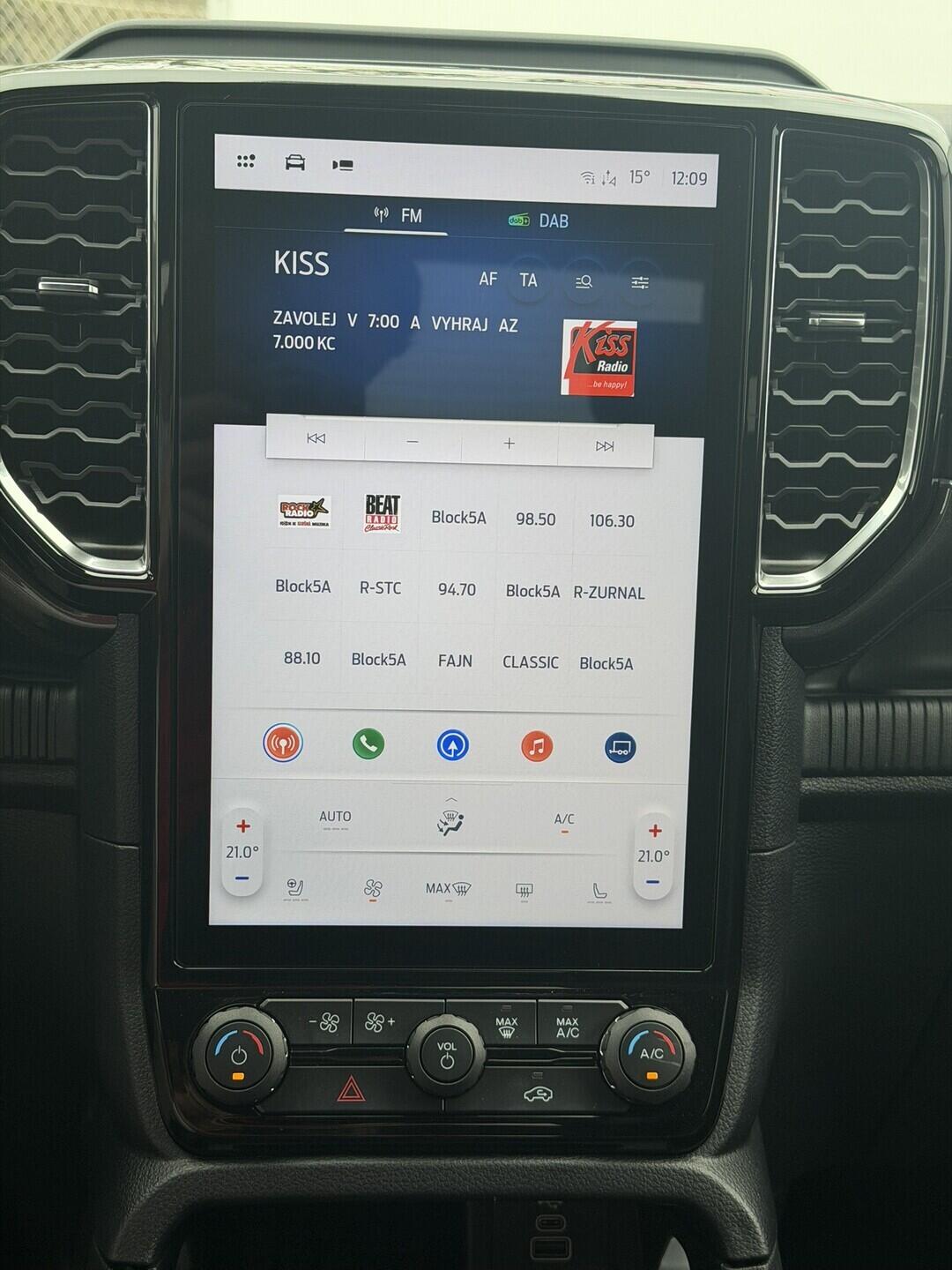 OM51000148_30.webp_Ranger Double Cab 2,3 EcoBoost Hybrid (PHEV) 205 kW