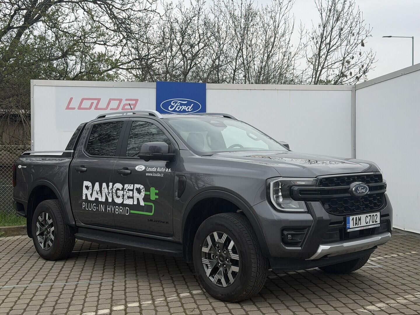 OM51000148_40.webp_Ranger Double Cab 2,3 EcoBoost Hybrid (PHEV) 205 kW