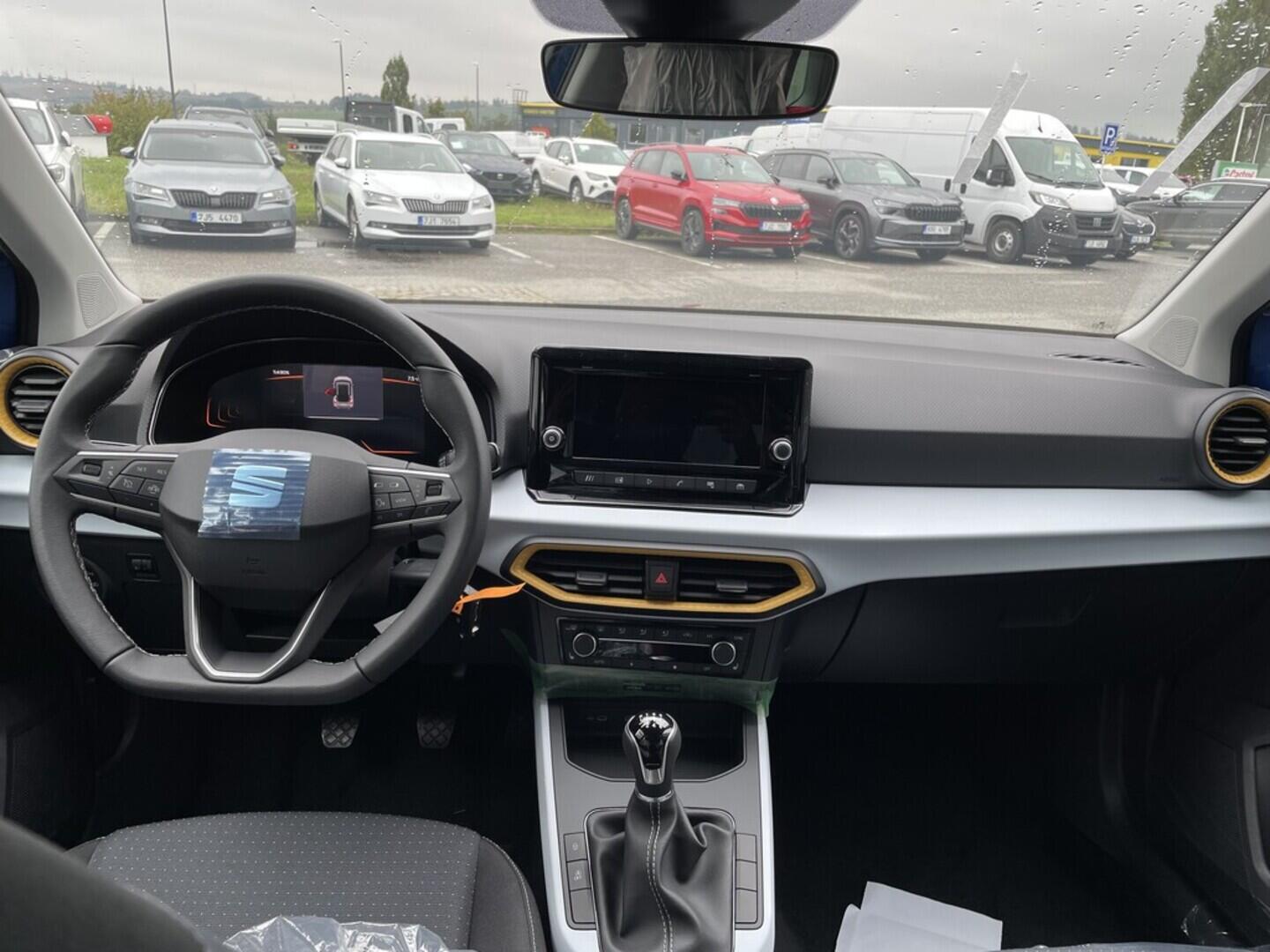 OM61000438_16.webp_Arona Vamos 1.0 TSI 95k 70 kW