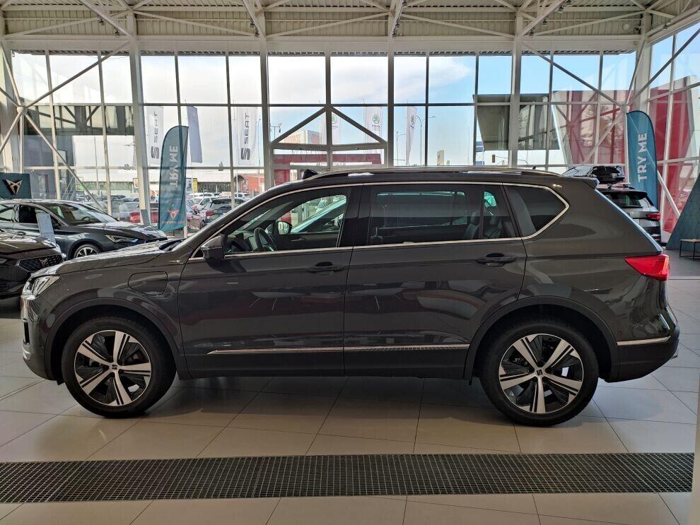 OM61000442_11.webp_Tarraco XPERIENCE e-HYBRID 245k 180 kW