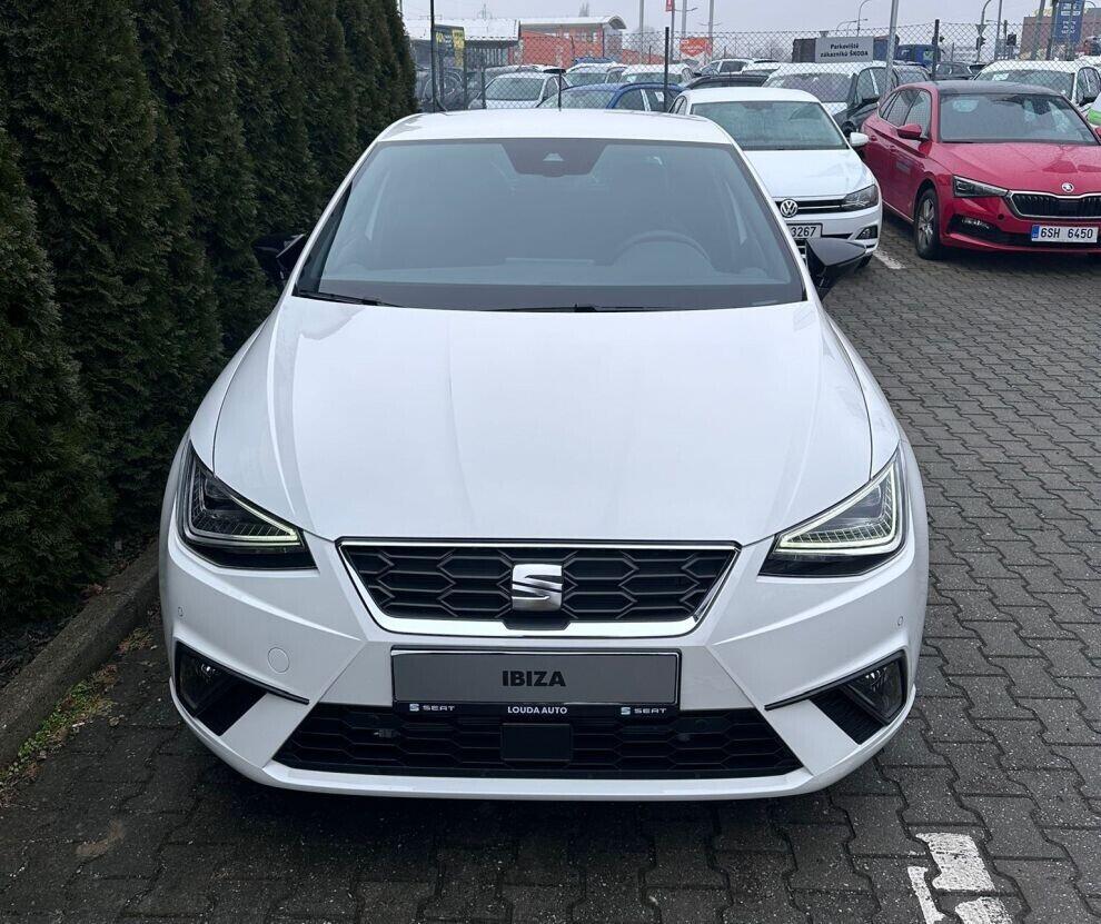 OM61000444_12.webp_Ibiza FR Black Edition 1.0 TSI 110k DSG 81 kW